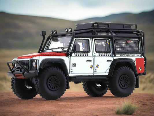 Master Case - Land Rover Defender 110 Jurassic 1/64 Licensed Alloy Scale Model